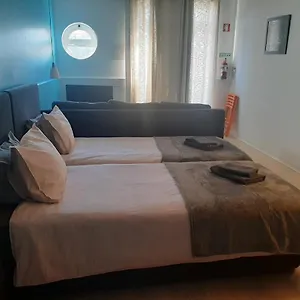 https://quartos-do-seixe-azul.hotelaalgarve.com